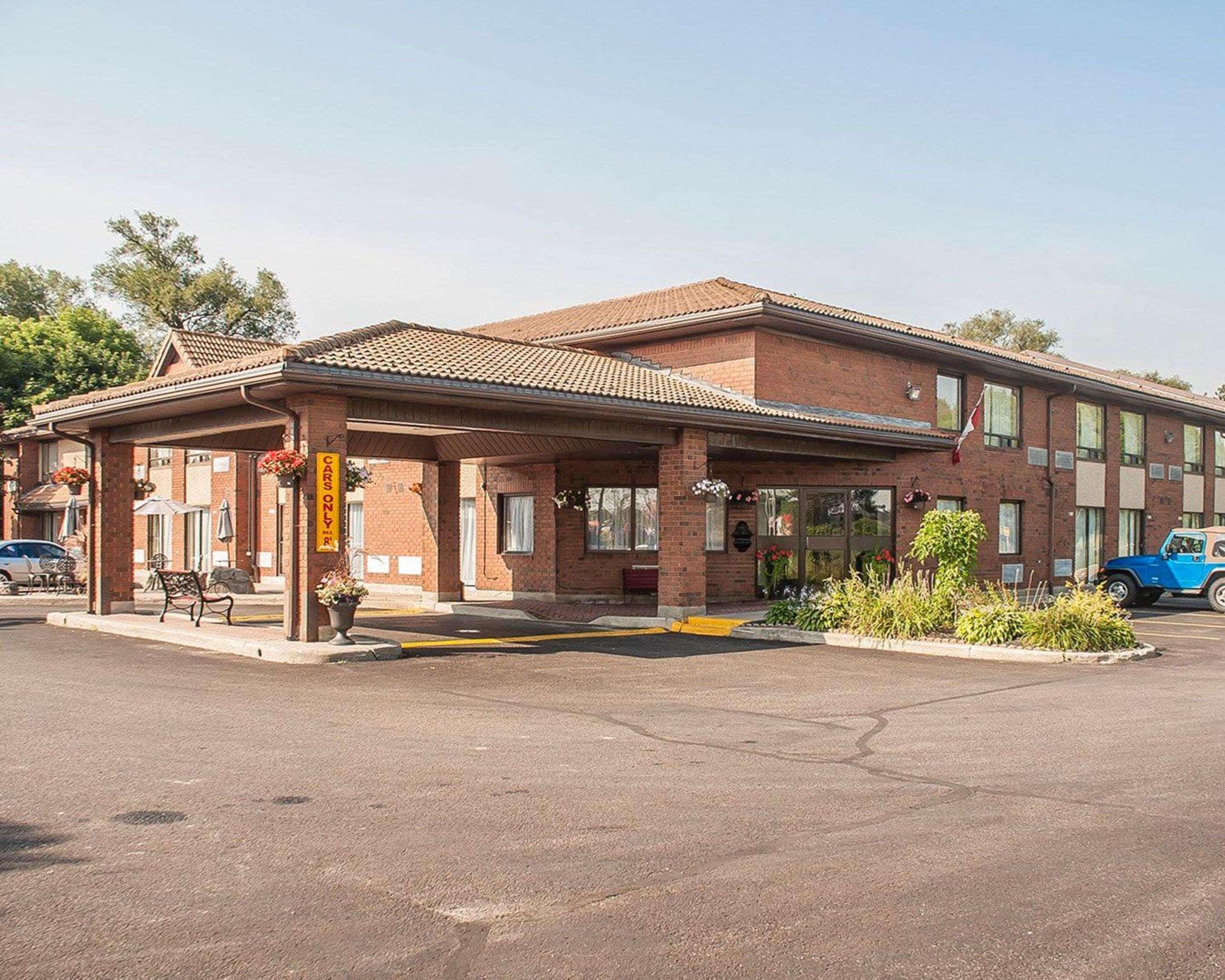 Comfort Inn Orillia Exterior foto